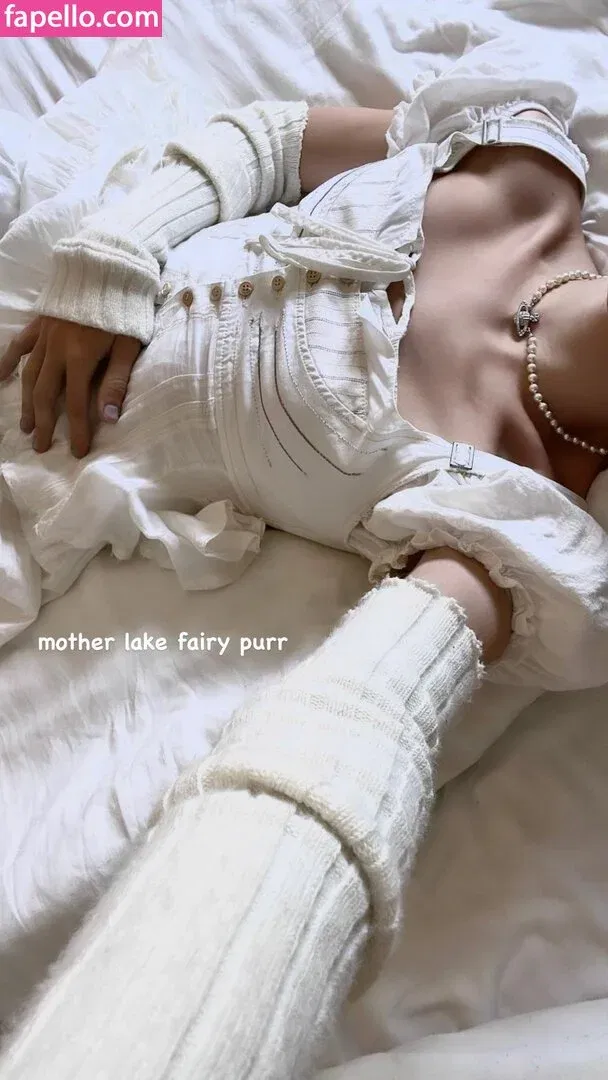 Arielle Maxine Onlyfans Photo Gallery 