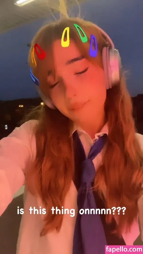 Arielle Maxine Onlyfans Photo Gallery 