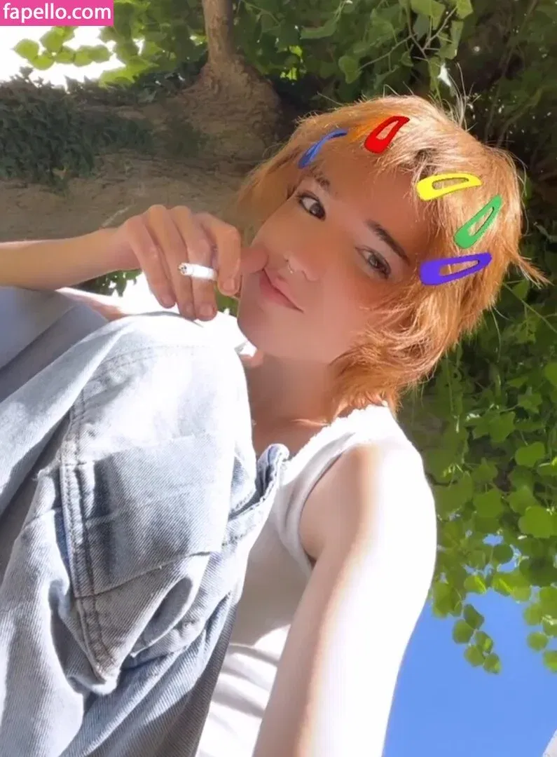 Arielle Maxine Onlyfans Photo Gallery 