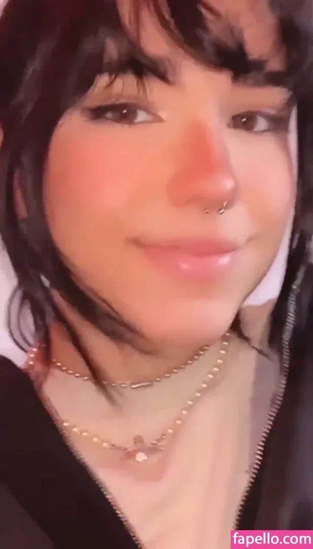 Arielle Maxine Onlyfans Photo Gallery 