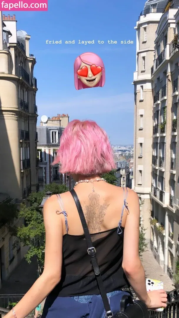 Arielle Maxine Onlyfans Photo Gallery 