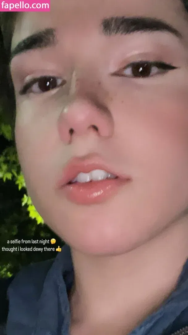 Arielle Maxine Onlyfans Photo Gallery 