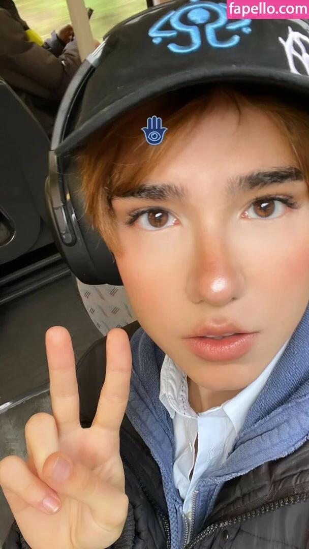 Arielle Maxine Onlyfans Photo Gallery 