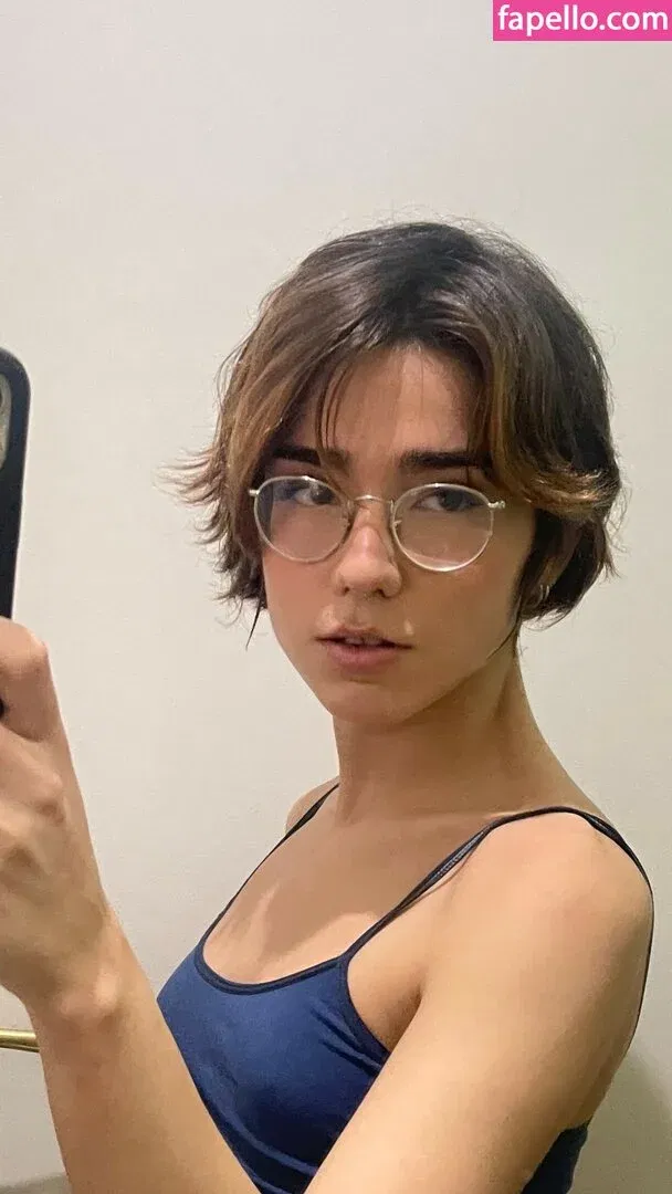 Arielle Maxine Onlyfans Photo Gallery 