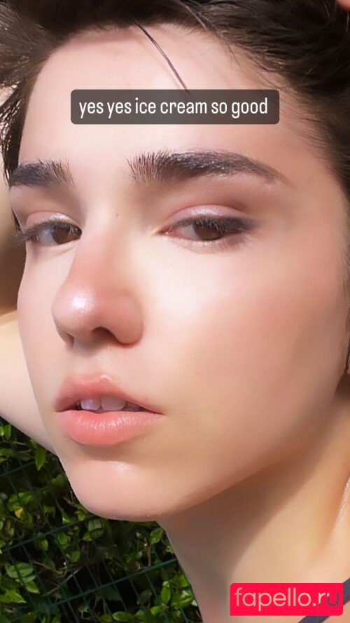 Arielle Maxine Onlyfans Photo Gallery 