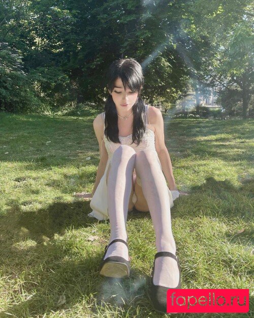 Arielle Maxine Onlyfans Photo Gallery 