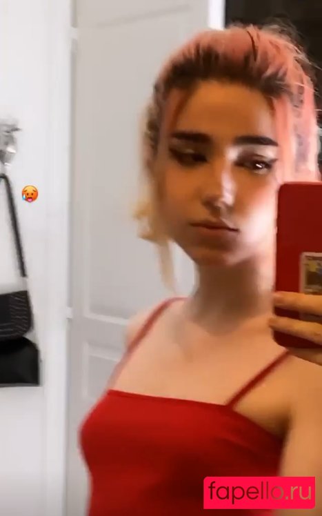 Arielle Maxine Onlyfans Photo Gallery 