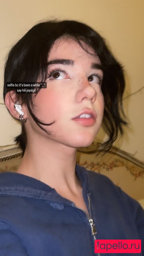 Arielle Maxine Onlyfans Photo Gallery 