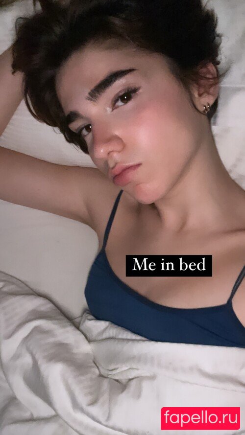 Arielle Maxine Onlyfans Photo Gallery 