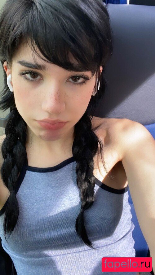 Arielle Maxine Onlyfans Photo Gallery 