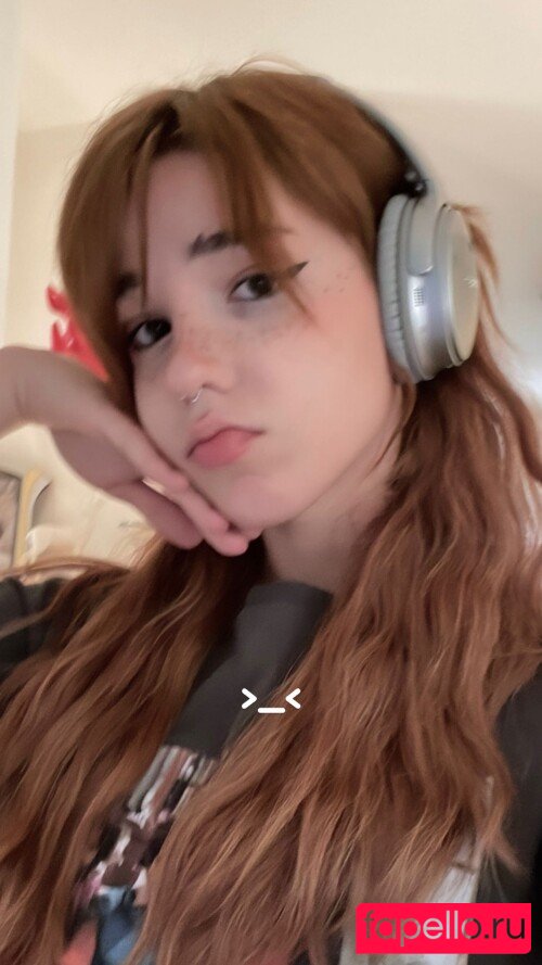 Arielle Maxine Onlyfans Photo Gallery 