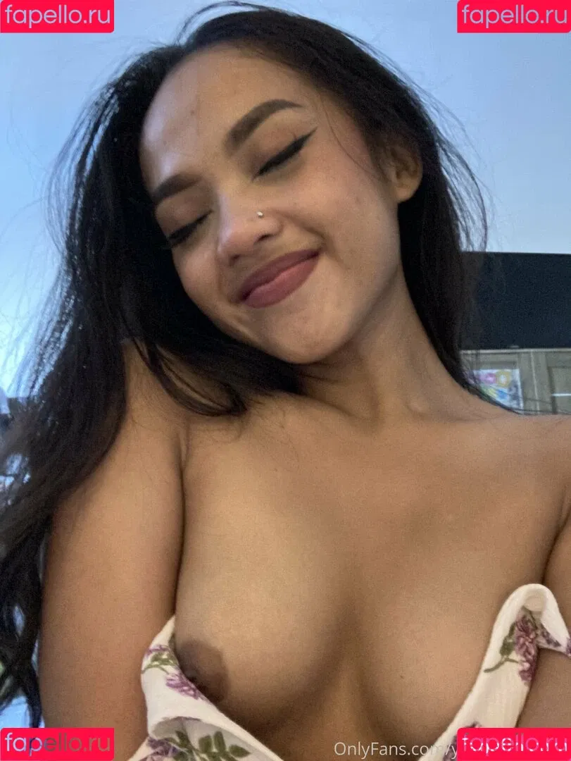 yourbabygirl23 Onlyfans Photo Gallery 