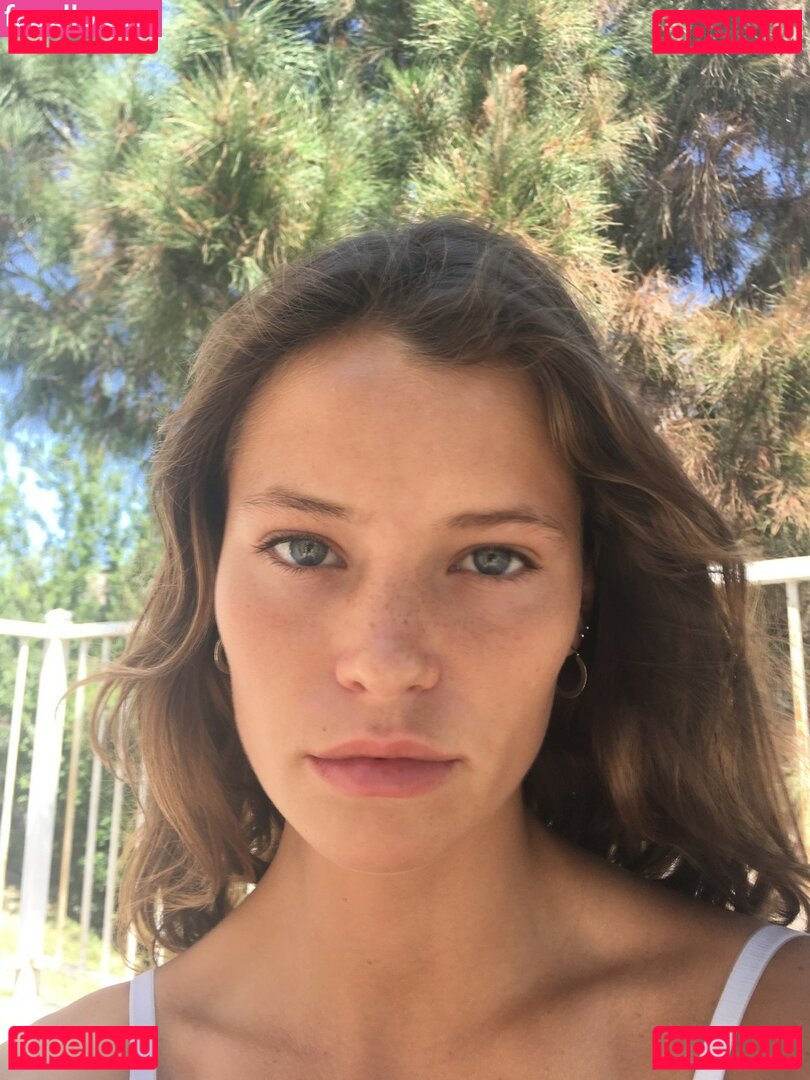 Abigail Thompson Nude Onlyfans Photo 47