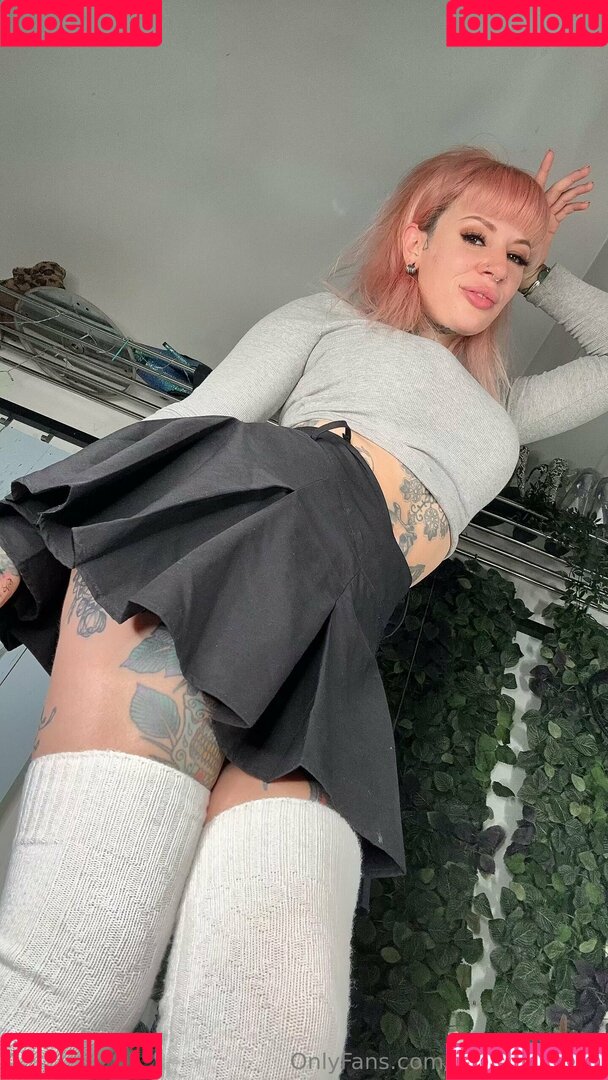 Katsandcrows Onlyfans Photo Gallery 