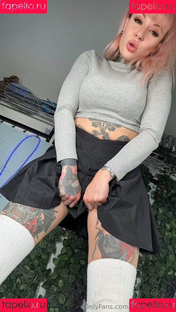Katsandcrows Onlyfans Photo Gallery 