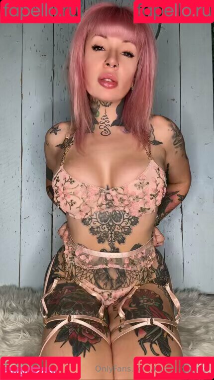 Katsandcrows Onlyfans Photo Gallery 
