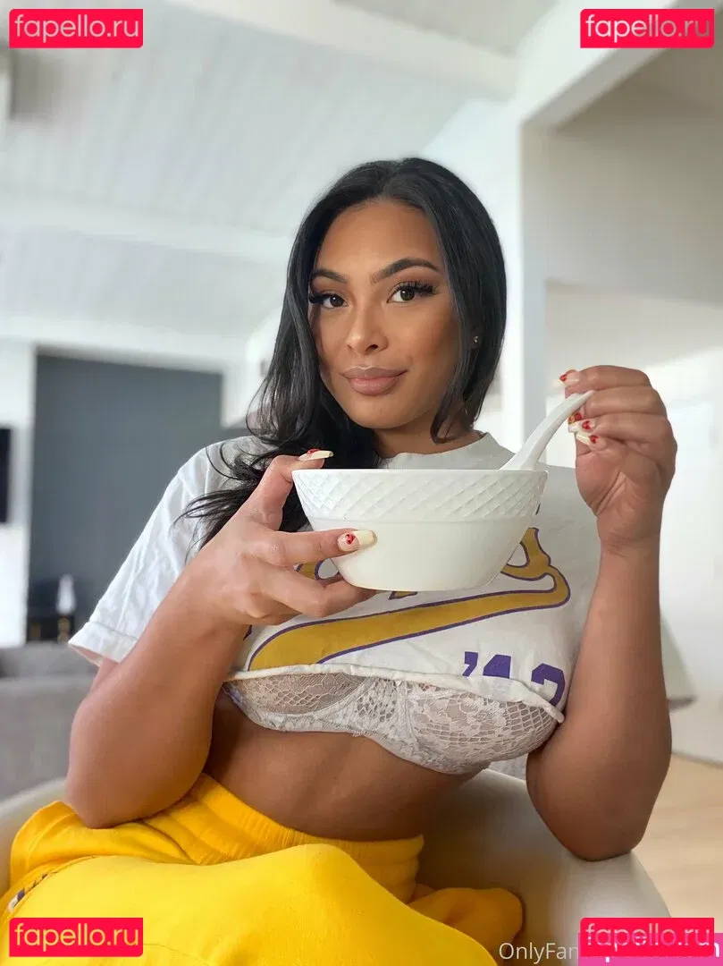 lindavo Onlyfans Photo Gallery 