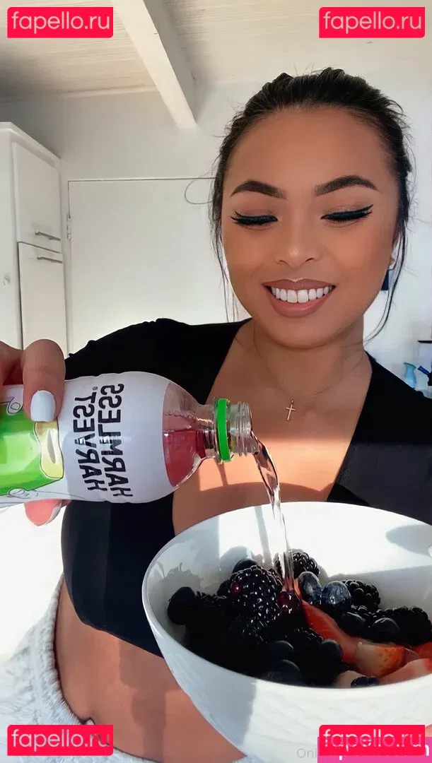 lindavo Onlyfans Photo Gallery 