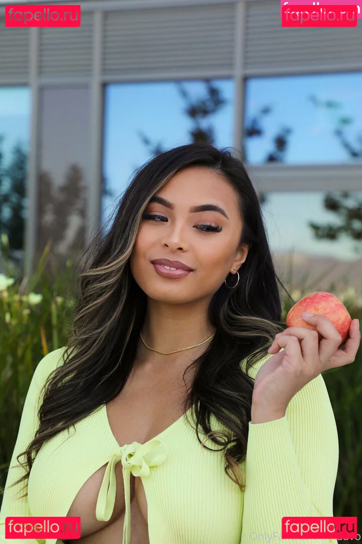 lindavo Onlyfans Photo Gallery 