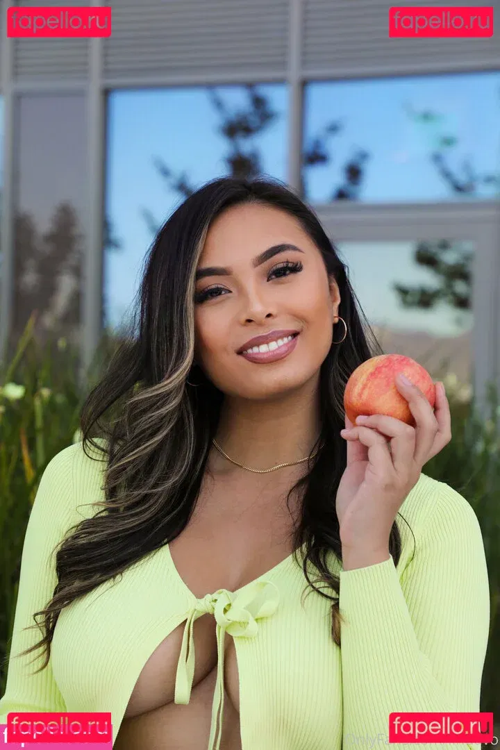 lindavo Onlyfans Photo Gallery 