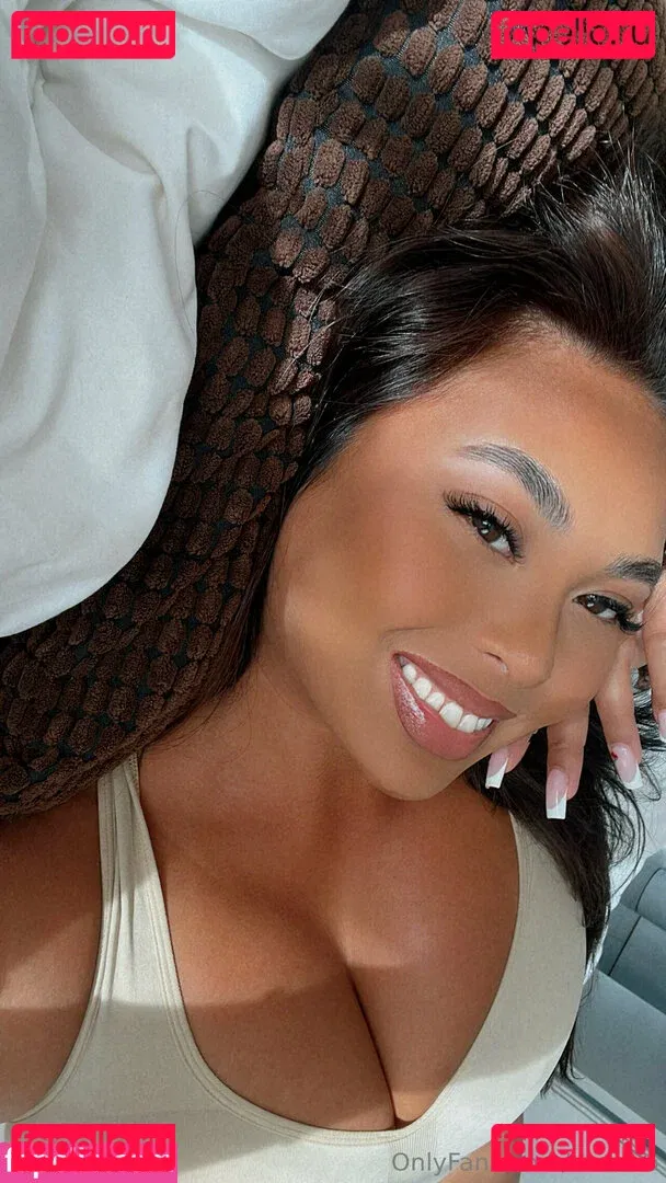 lindavo Onlyfans Photo Gallery 