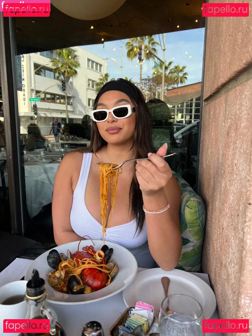 lindavo Onlyfans Photo Gallery 