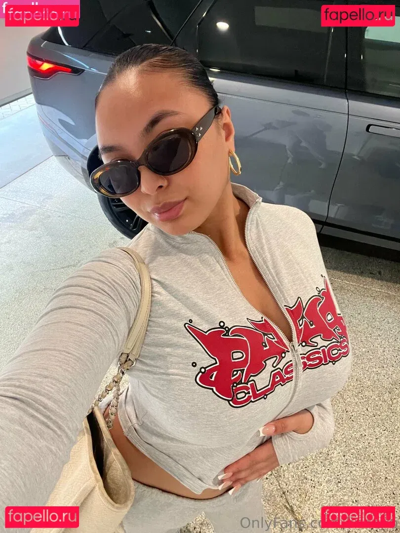 lindavo Onlyfans Photo Gallery 