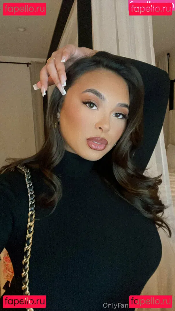 lindavo Onlyfans Photo Gallery 