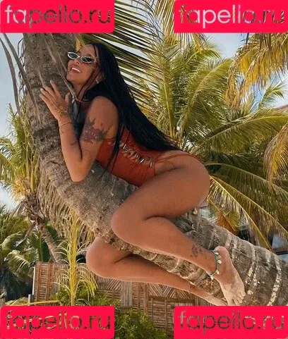 Karolina Meschino Onlyfans Photo Gallery 