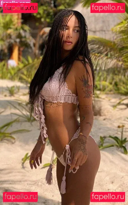 Karolina Meschino Onlyfans Photo Gallery 