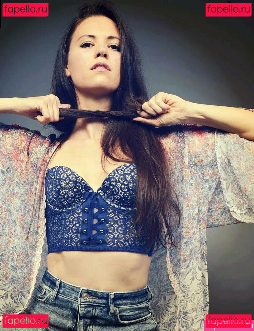Meredith Garretson Nude Onlyfans Photo 8