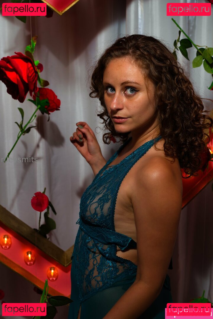 rileysmits Nude Onlyfans Photo 31