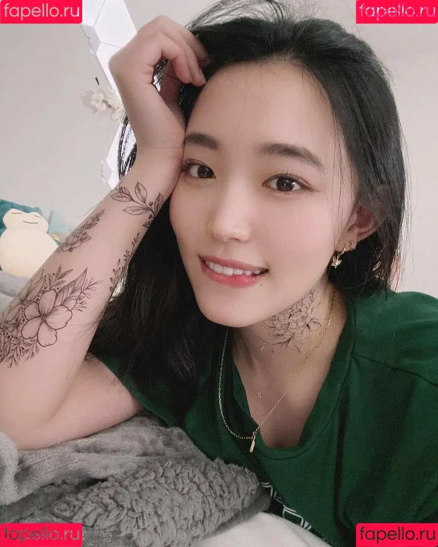 Yoojin Onlyfans Photo Gallery 