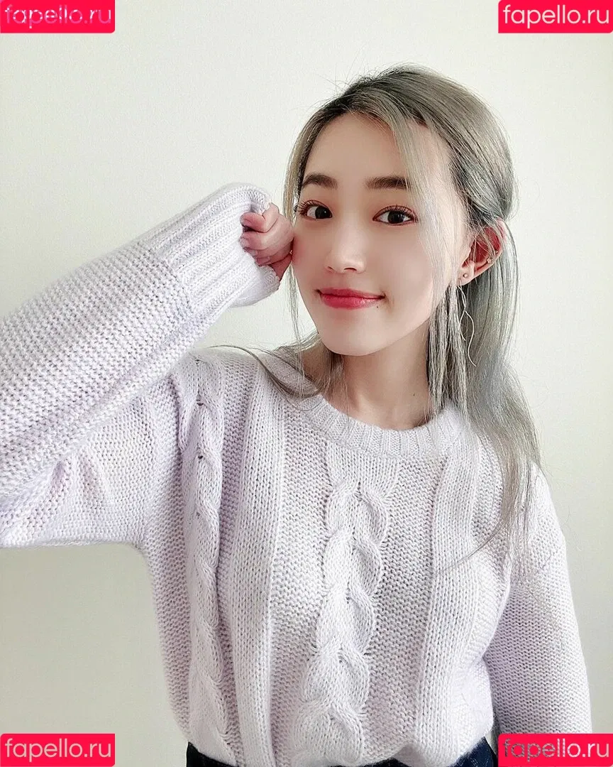 Yoojin Onlyfans Photo Gallery 