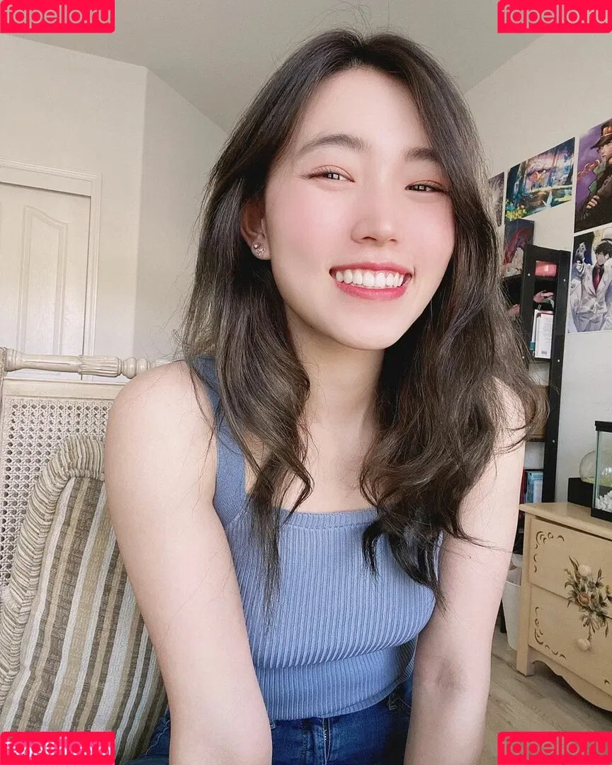 Yoojin Onlyfans Photo Gallery 