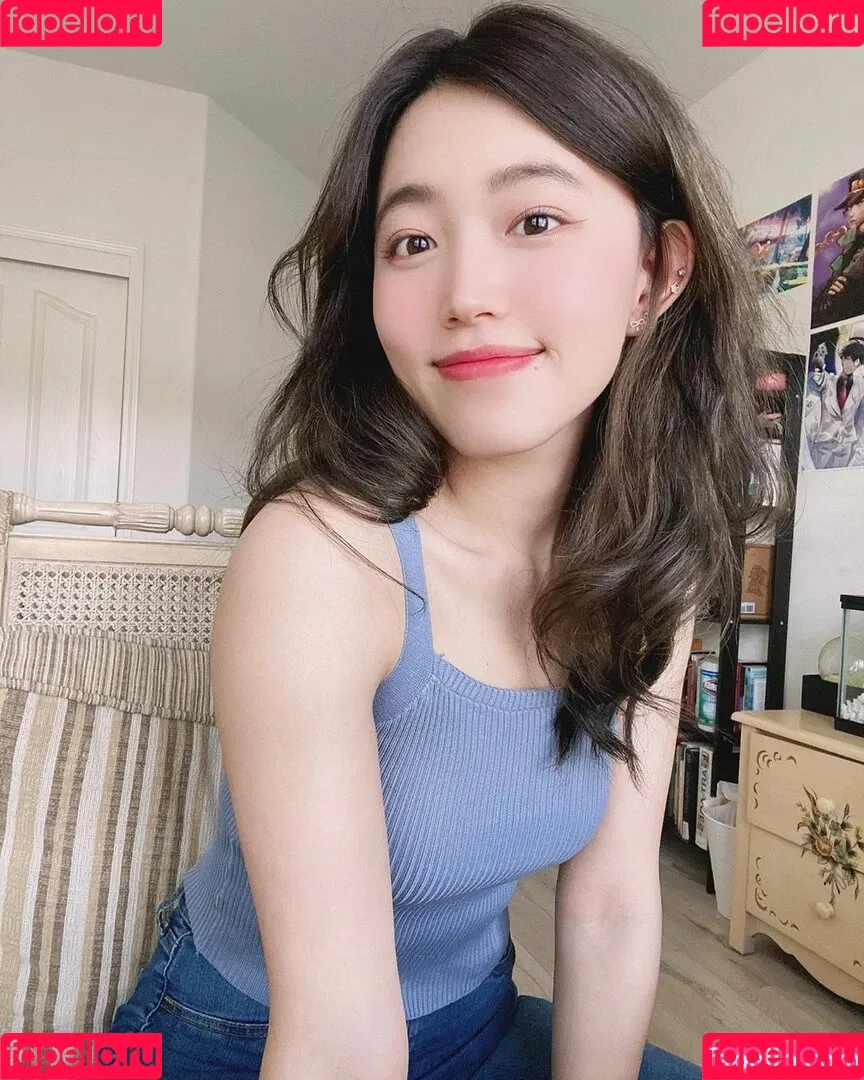 Yoojin Onlyfans Photo Gallery 