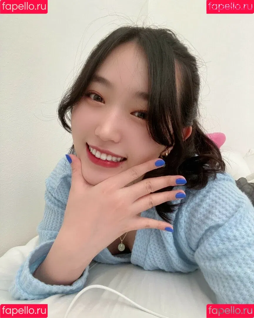 Yoojin Onlyfans Photo Gallery 