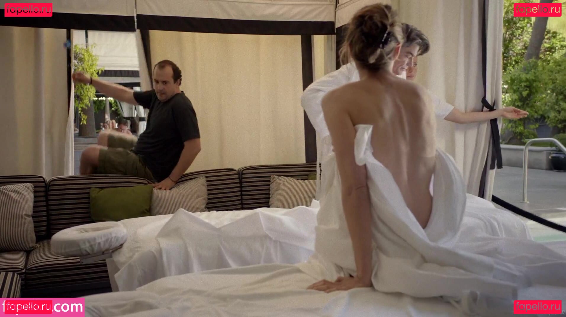 Amanda Peet Nude Onlyfans Photo 35