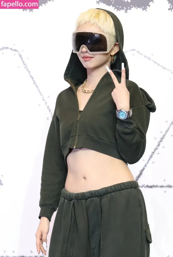 tiny.pretty.j Onlyfans Photo Gallery 