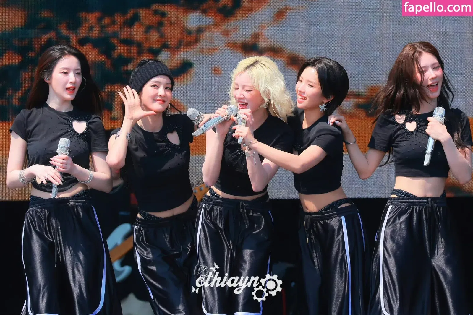 tiny.pretty.j Onlyfans Photo Gallery 