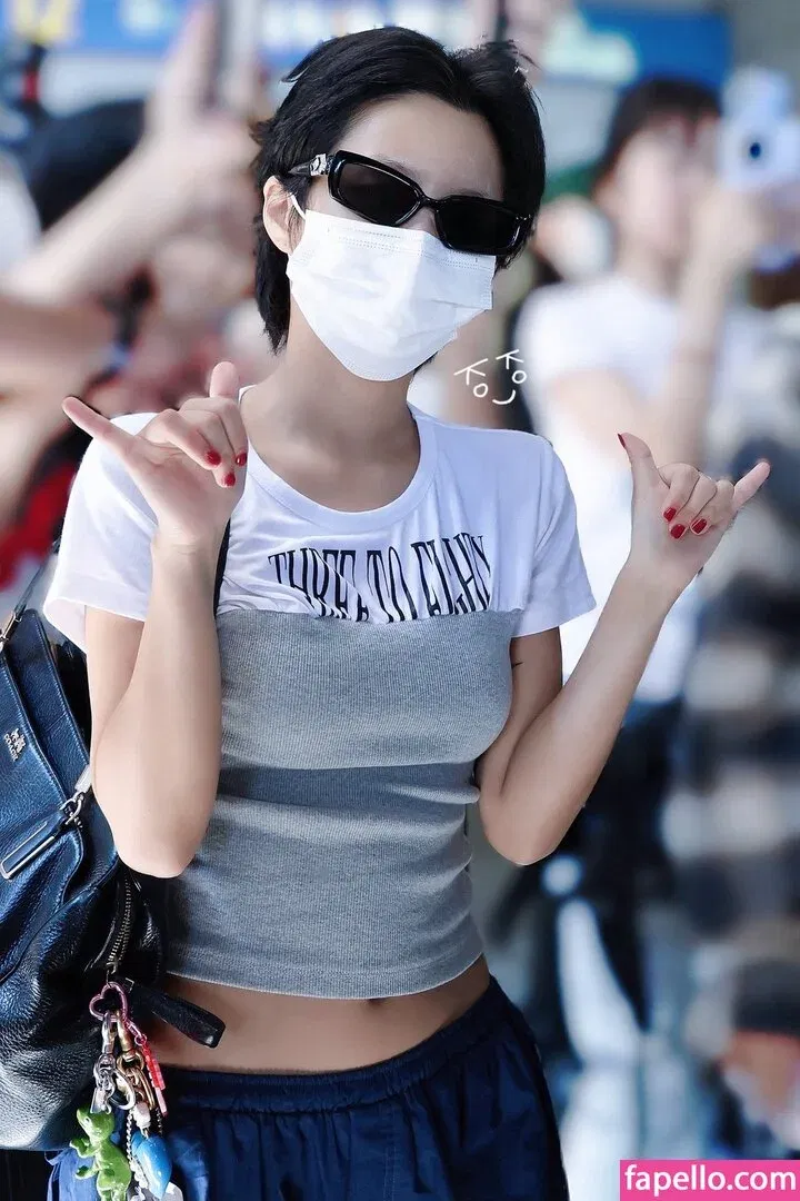 tiny.pretty.j Onlyfans Photo Gallery 