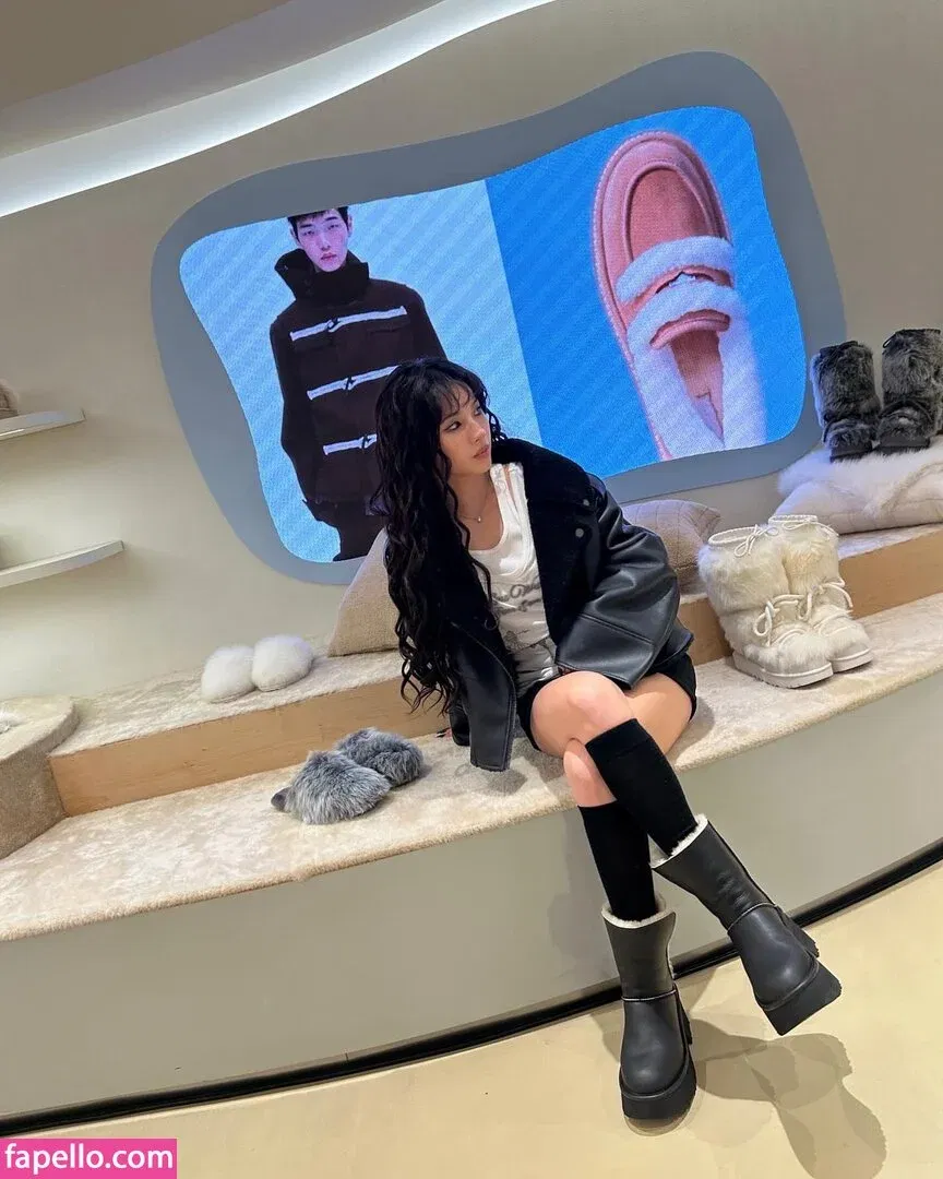 tiny.pretty.j Onlyfans Photo Gallery 