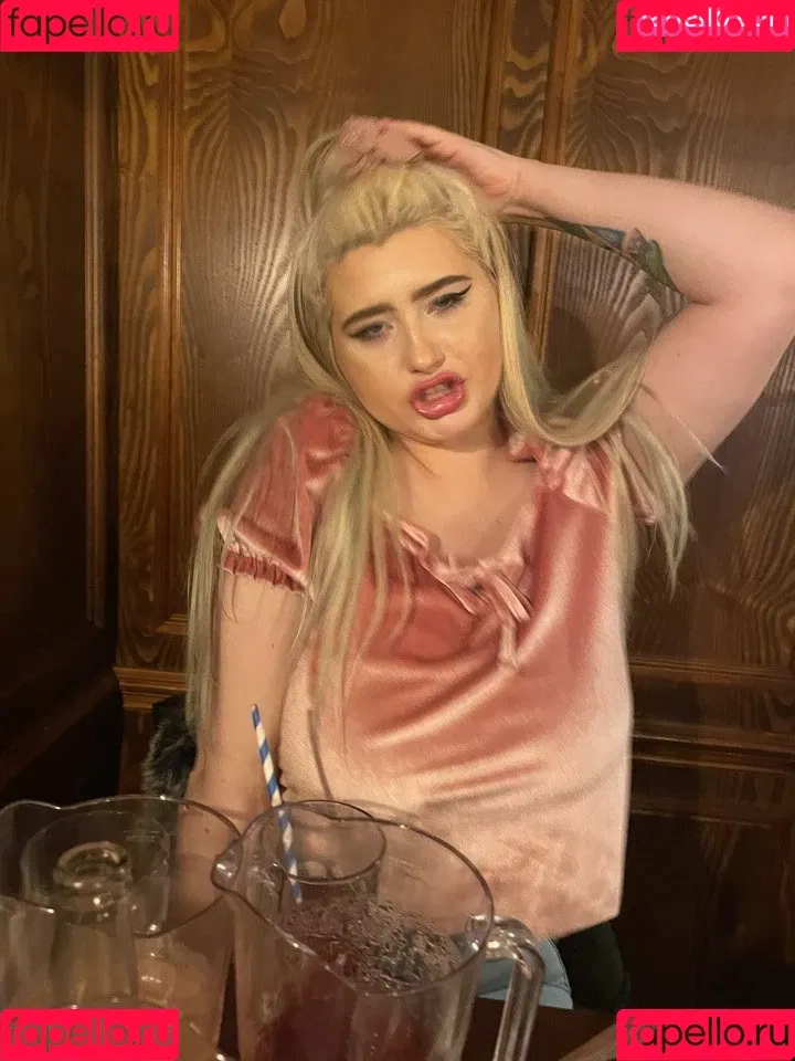 shiofficialxox Onlyfans Photo Gallery 