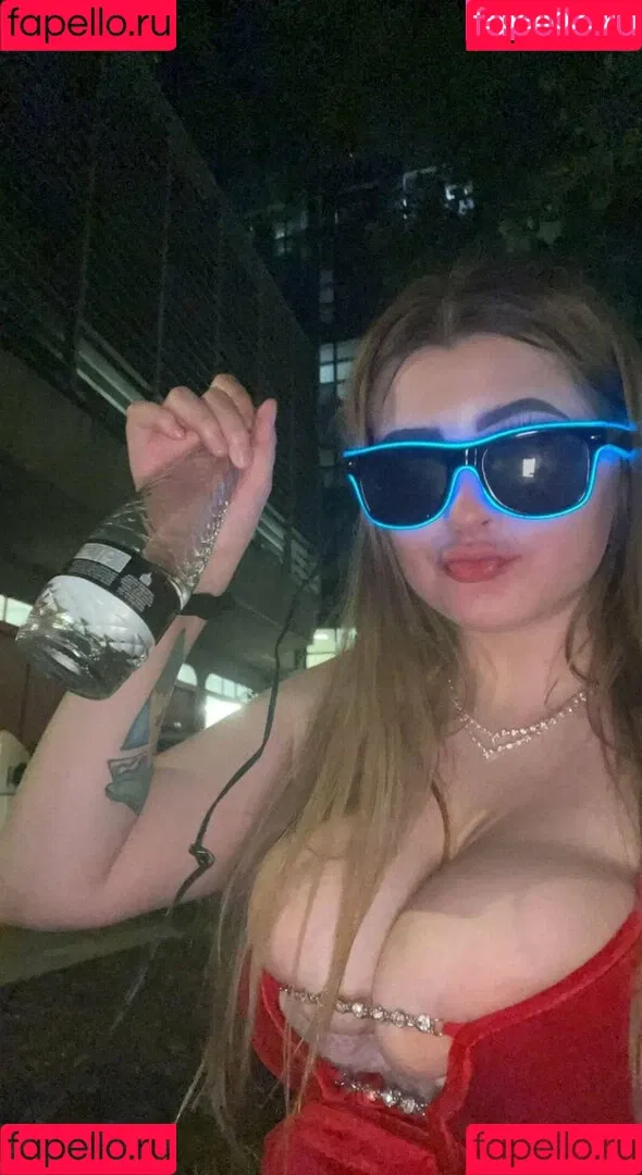 shiofficialxox Onlyfans Photo Gallery 