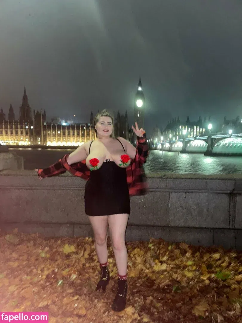 shiofficialxox Onlyfans Photo Gallery 