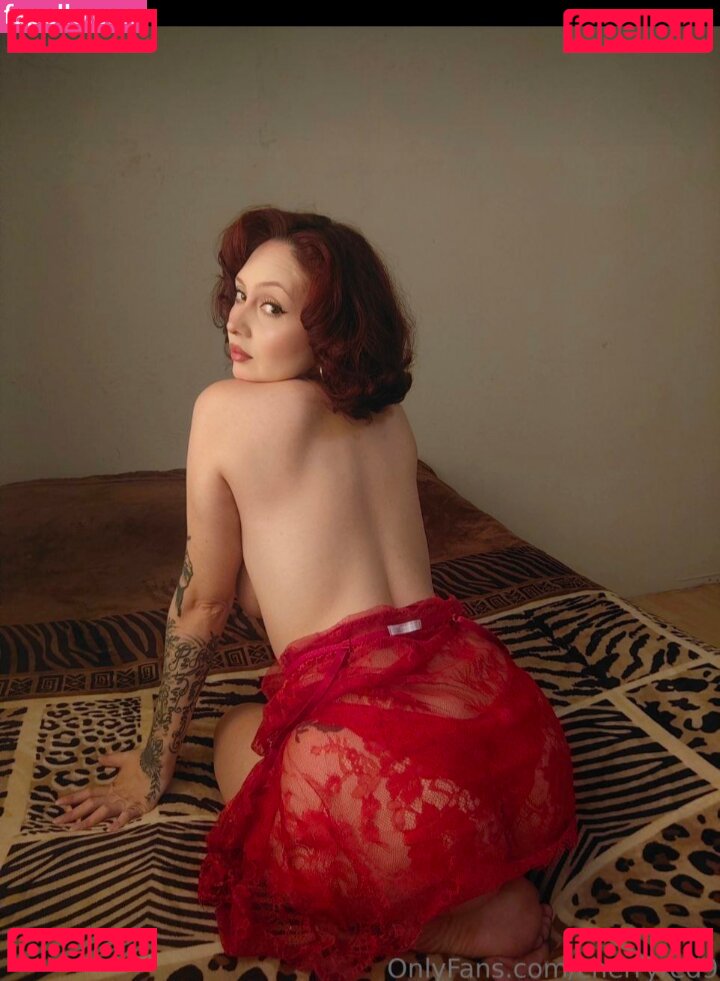 cherryred9 Nude Onlyfans Photo 4