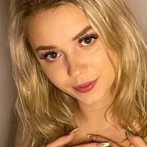 Briea Harm Onlyfans Photo Gallery 