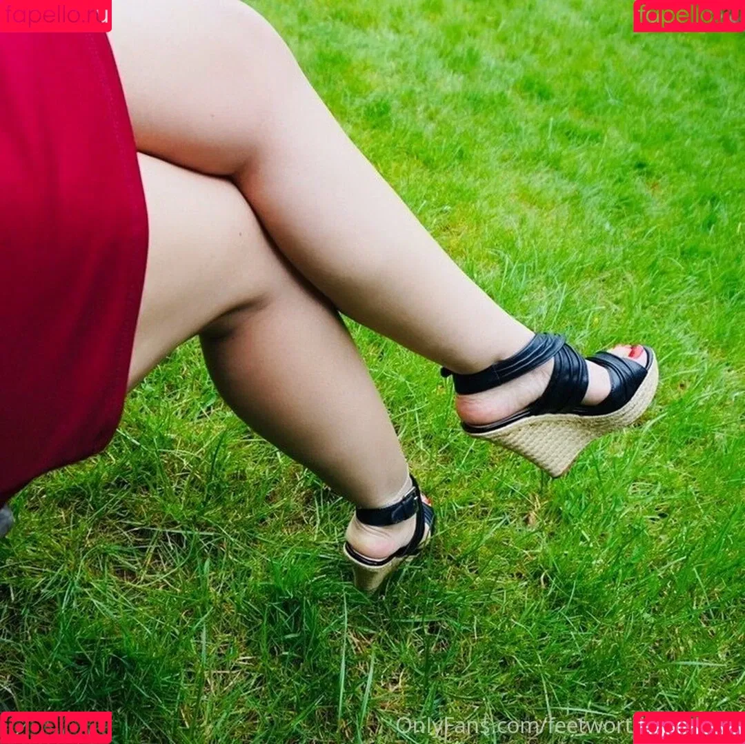 feetworthfollowing Onlyfans Photo Gallery 