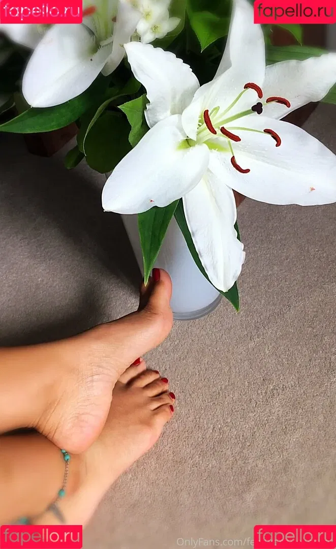 feetworthfollowing Onlyfans Photo Gallery 