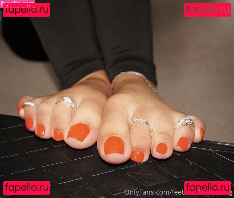 feetworthfollowing Onlyfans Photo Gallery 